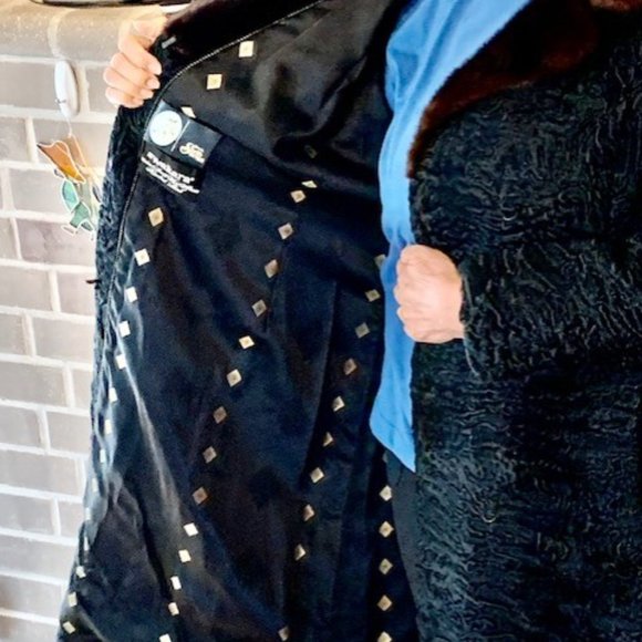 Genuine Swakara South-West African Fur Lamb's Coat with mink Collar - Picture 5 of 16